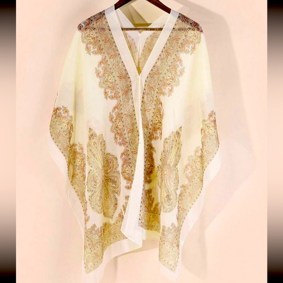 Swim cover up - Picture 1 of 2